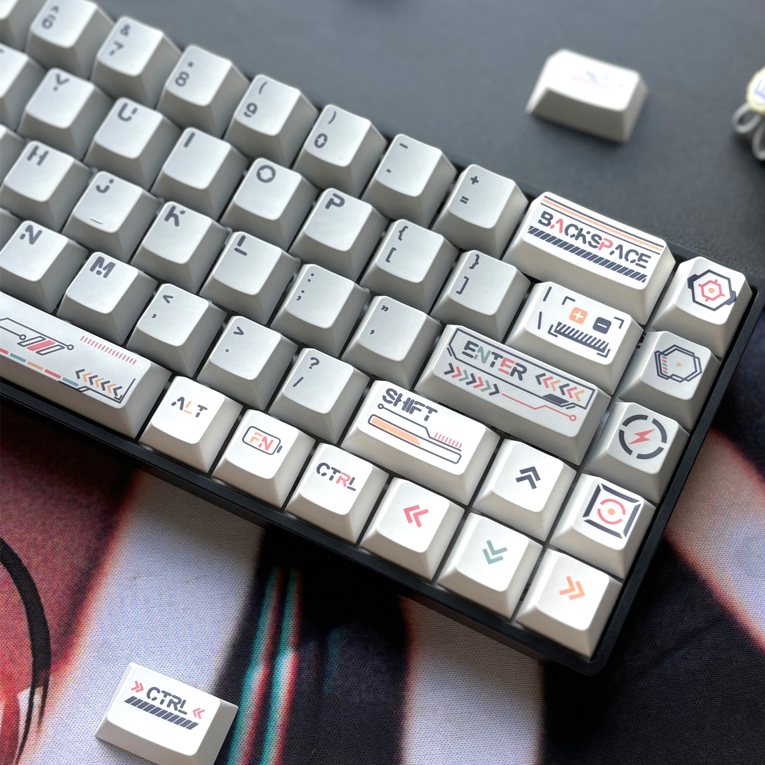 95 Keys Cherry Profile Graffit – Gaming Keyboard Ergo recenzja i cena